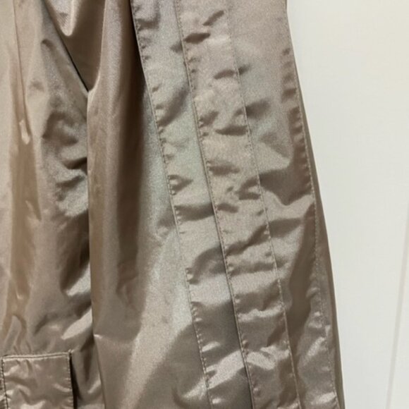 Weather Wise taupe trench coat/rain coat with belt. - Picture 4 of 8